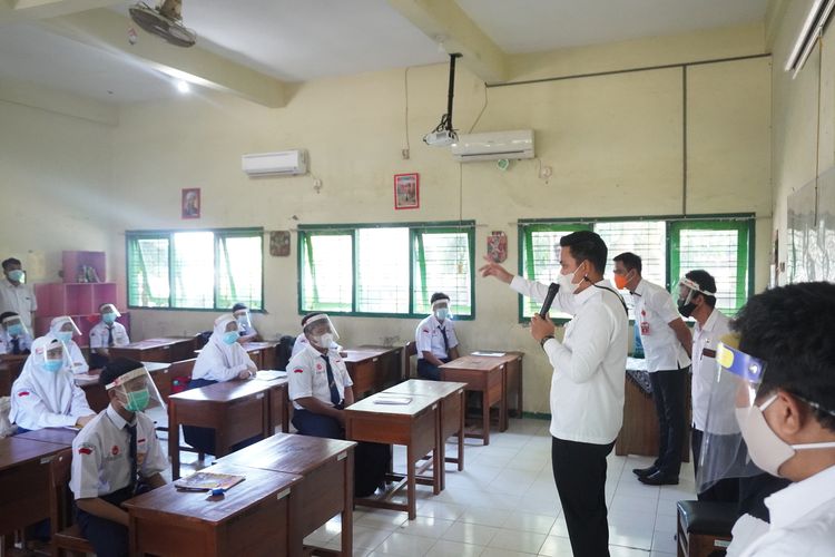 Pemkab Kendal Mengelar Sekolah Terbatas Hari Ini